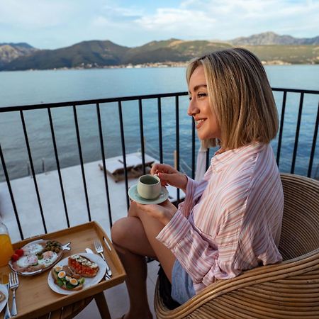 Casa Brilla Apartment Tivat Ngoại thất bức ảnh