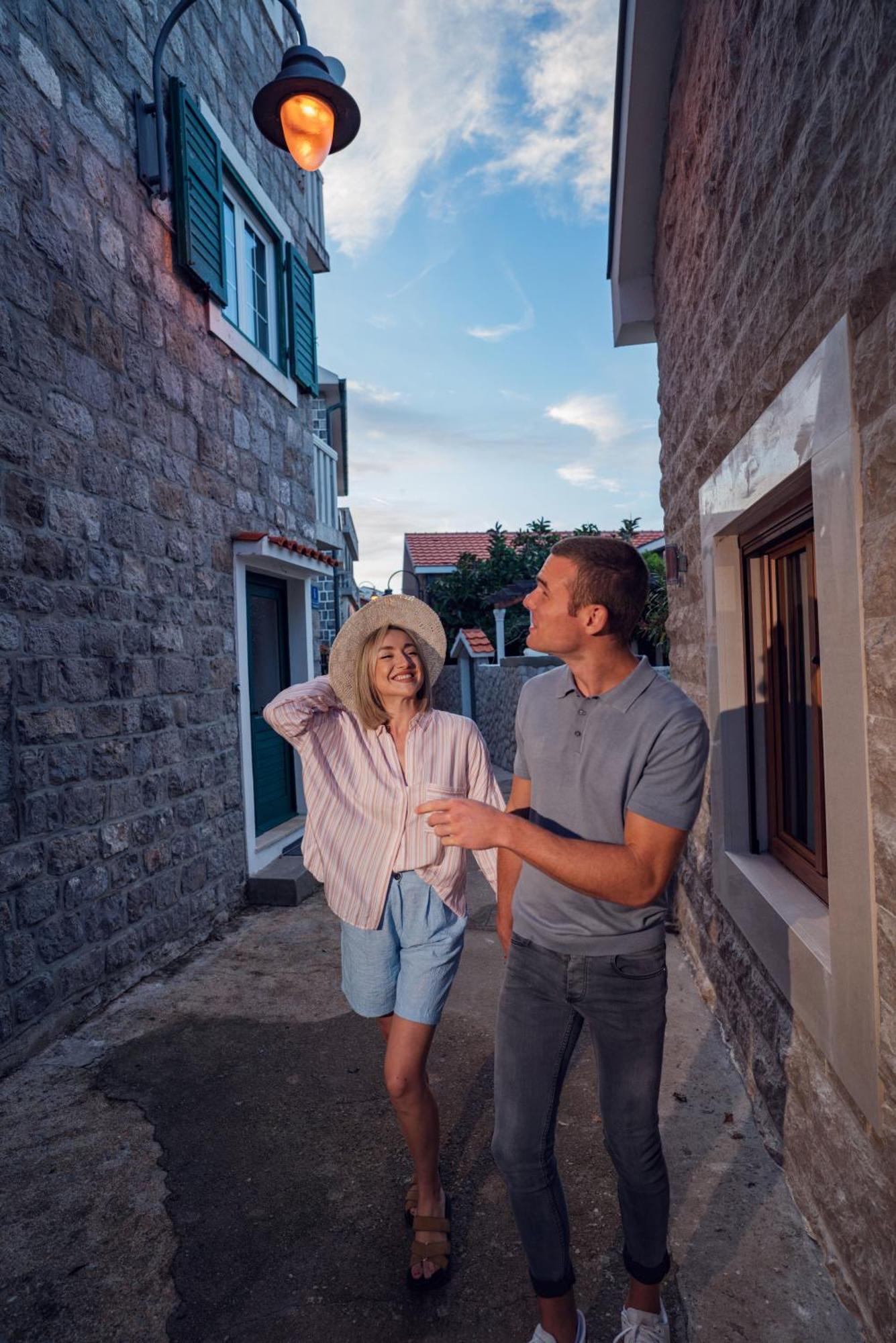 Casa Brilla Apartment Tivat Ngoại thất bức ảnh