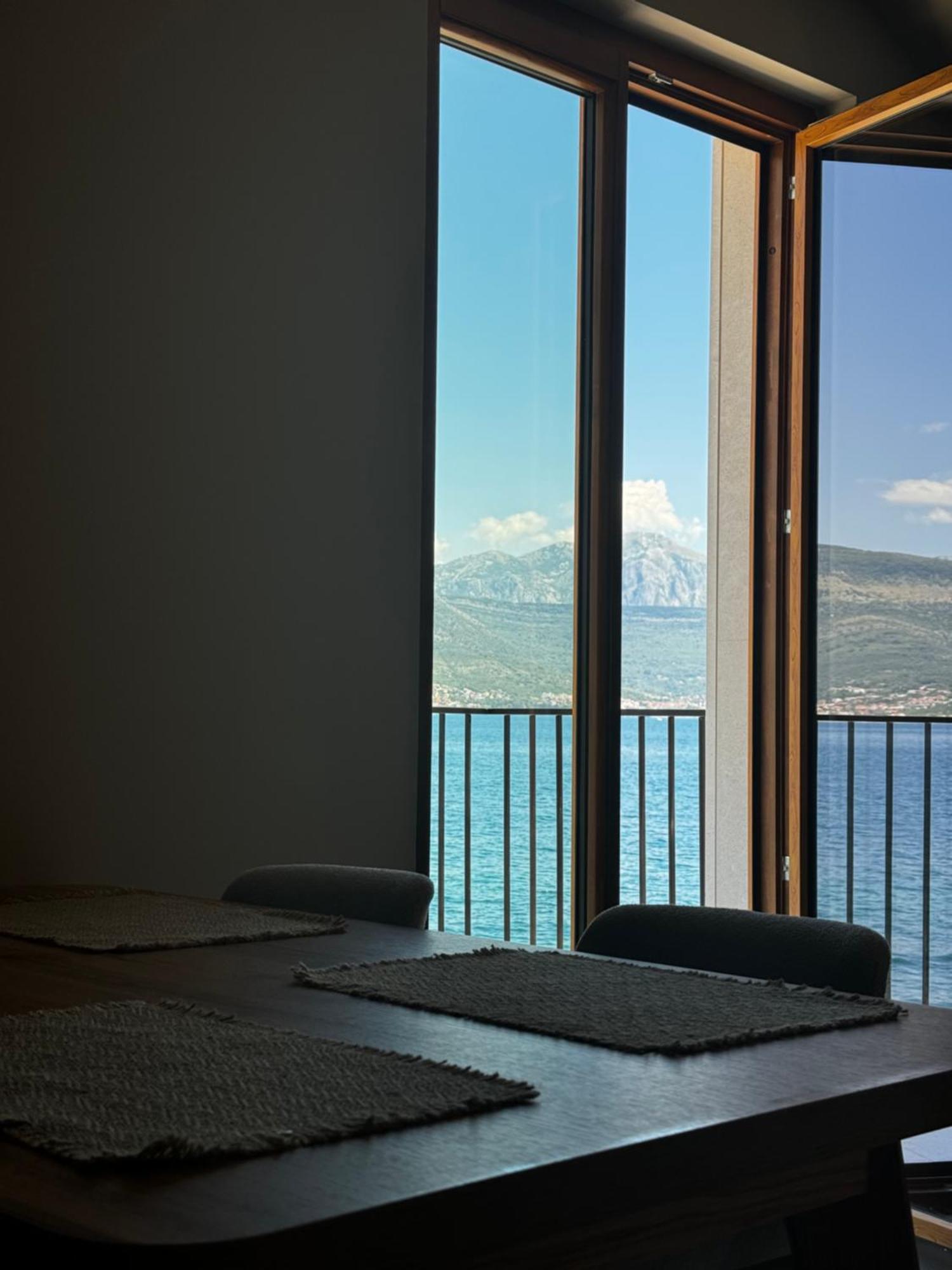 Casa Brilla Apartment Tivat Phòng bức ảnh