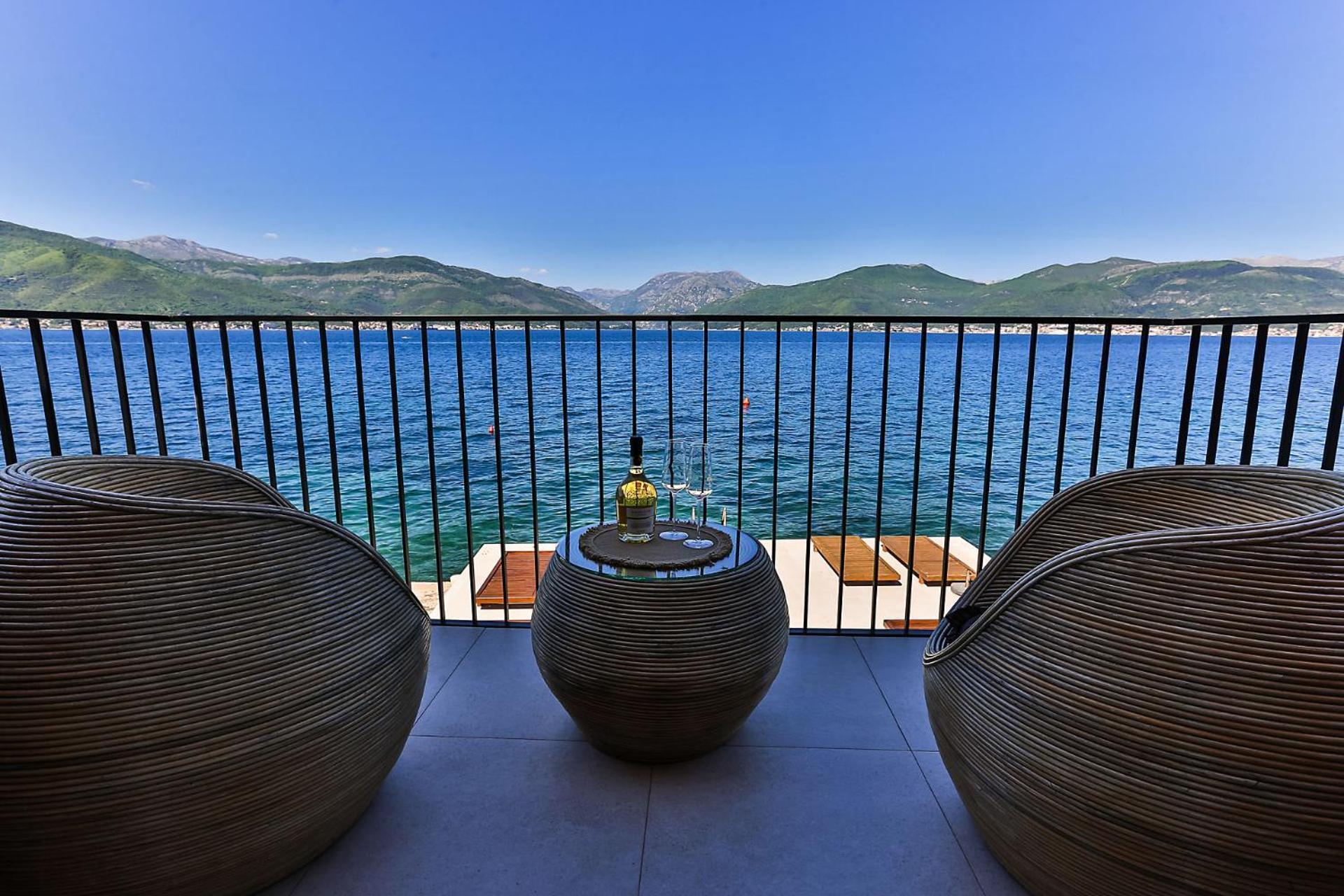 Casa Brilla Apartment Tivat Ngoại thất bức ảnh