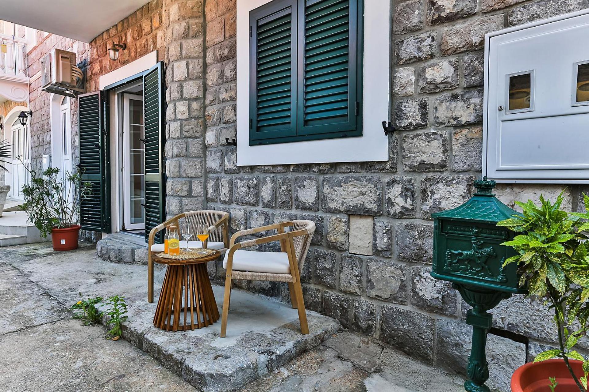 Casa Brilla Apartment Tivat Ngoại thất bức ảnh